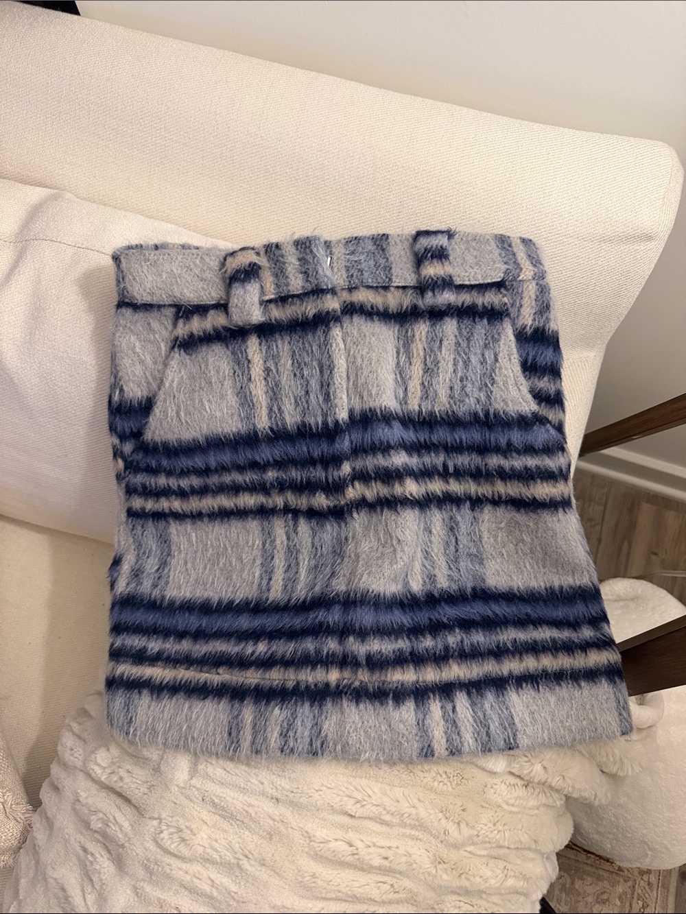 En Saison Plaid Faux-Fur Mini Skirt in Blue and Gray
